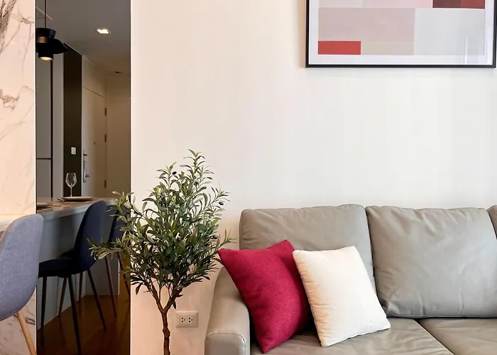 Near Bts L Workspace L Pool And Sauna 公寓