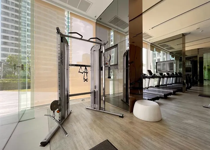 Near Bts L Workspace L Pool And Sauna 公寓