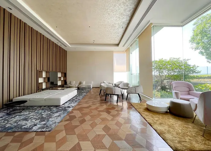 Near Bts L Workspace L Pool And Sauna 公寓